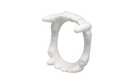 Carnival toys vampire teeth