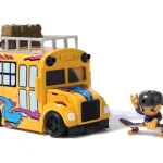 Sk8 Crew skateboard set with bus playset, Tech Deck, Spin Master