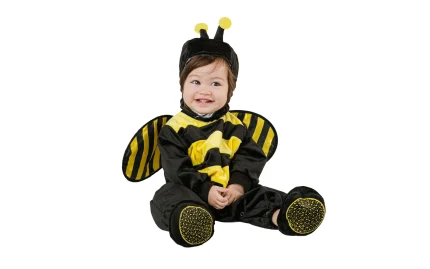 Baby lion costume with brown collar