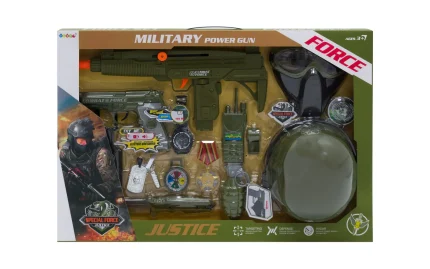 Militärisches Set mit Helm-1