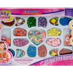 Set of necklaces with wooden accessories